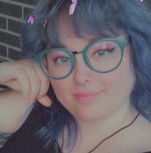 Meet your Posher, Ashley dawn